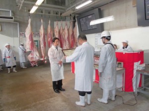 2014年5月9日　平成26年度 神戸牛枝肉共励会　最優秀牛購買者の表彰
