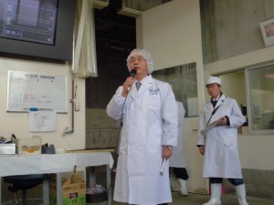 2014年11月21日　讃岐牛枝肉共励会　せり前　香川県農業協同組合営農部畜産担当 井下部長