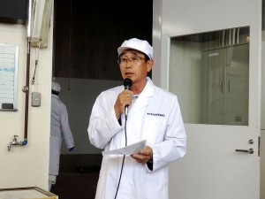 2018年6月8日(金)　たじま牛枝肉共励会　せり前　兵庫県肉用牛肥育協議会・長谷川監事あいさつ